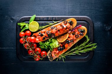Bruschetta domates, zeytin