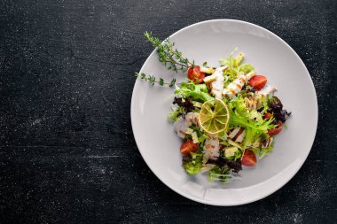  sebze ve ızgara tavuk salata.