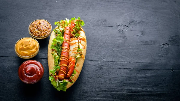 Hot dog με βότανα και μπαχαρικά — Φωτογραφία Αρχείου