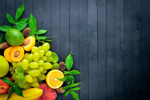 Grande conjunto de frutas frescas — Fotografia de Stock