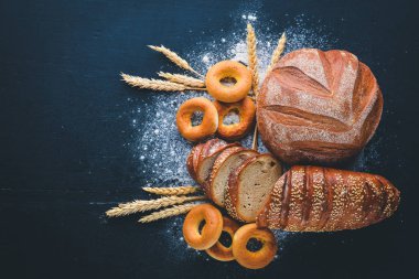 Ekmek pişirme ve büyük bir seçim. Üstten Görünüm. Metin için boş alan.