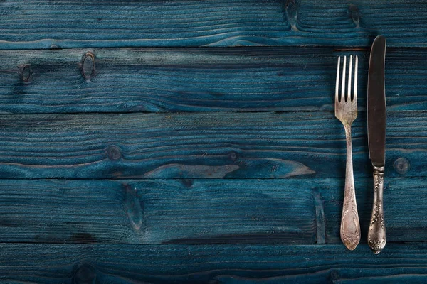 Cutlery. Vintage On a wooden background. Top view. Free space for text. — Stock Photo, Image