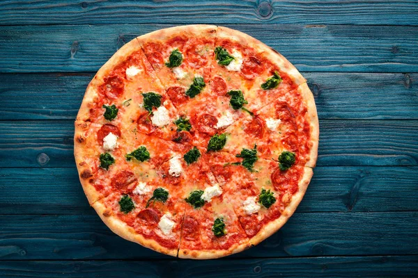 Neapolitan Pizza Spinach Gorgonzola Cheese Sausage Salami Wooden Background Top — Stock Photo, Image
