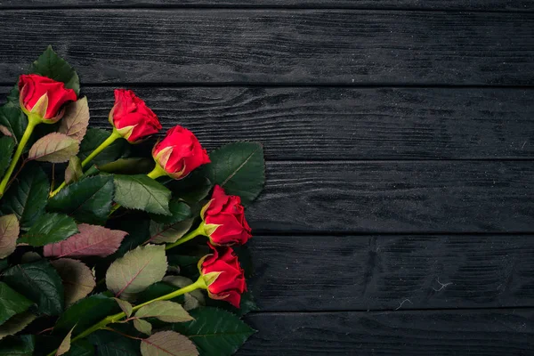 Vörös Rózsa Fából Készült Háttér Valentin Nap Szerelem Felülnézet Szabad — Stock Fotó