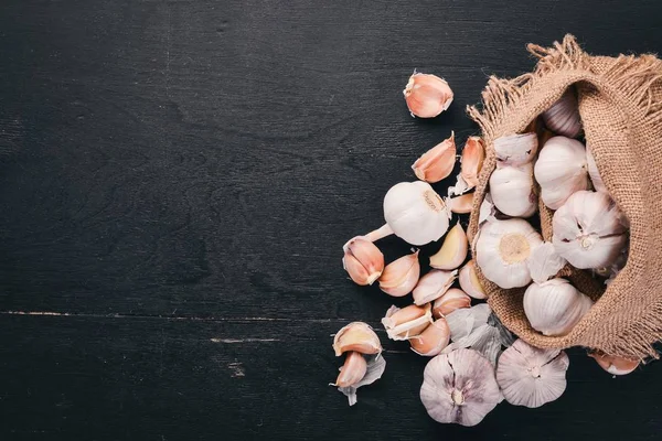 Knoflook Een Zak Van Een Oude Doek Verse Knoflook Een — Stockfoto