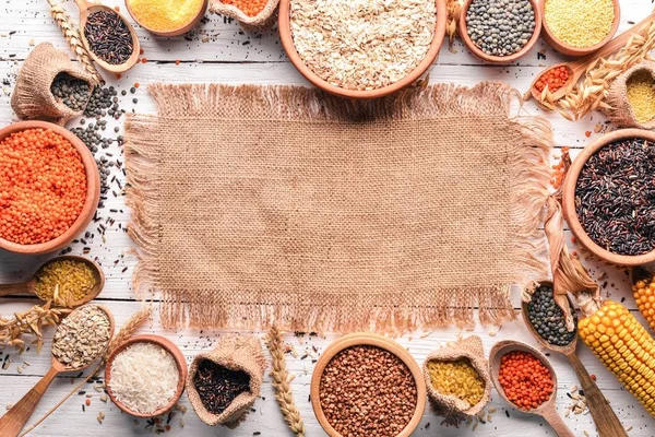 Conjunto Grumos Grãos Trigo Mourisco Lentilhas Arroz Painço Cevada Milho — Fotografia de Stock