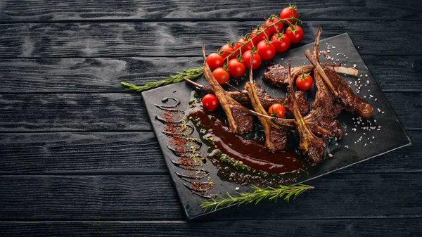 Costela Assada Grelhada Carneiro Leva Cordeiro Tagliateli Cozinha Italiana Espaço — Fotografia de Stock