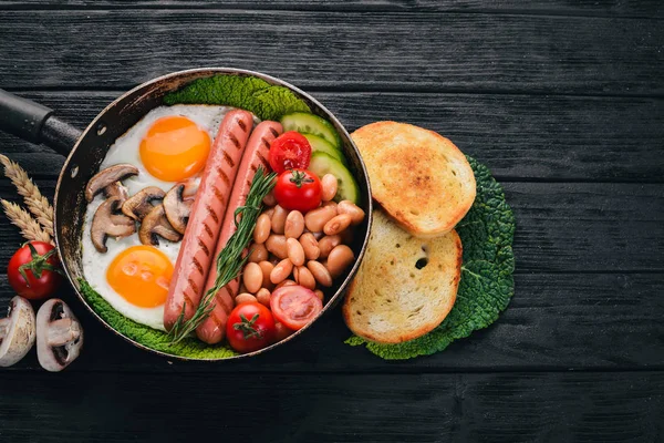 Tam Ngiliz Kahvaltısı Kızarmış Yumurta Sosis Fasulye Tost Kahve Kopya — Stok fotoğraf