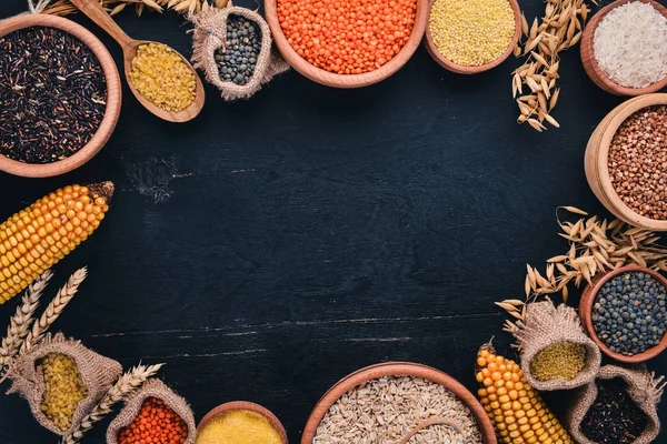 Conjunto Grumos Grãos Trigo Mourisco Lentilhas Arroz Painço Cevada Milho — Fotografia de Stock