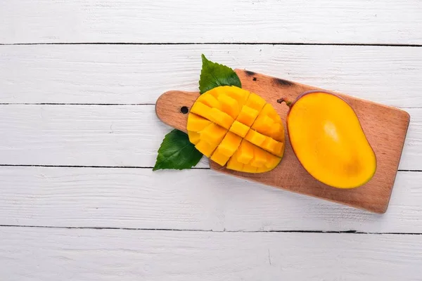 Mango Tropical Fruits Wooden Background Top View Copy Space — Stock Photo, Image