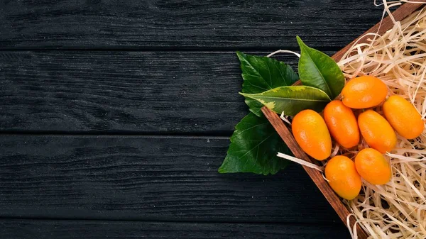 Kumquat Frutas Tropicais Cítricas Fundo Madeira Vista Superior Espaço Cópia — Fotografia de Stock