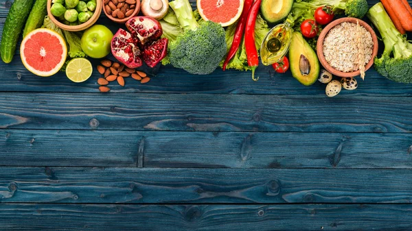 Egészséges Élelmiszer Háttér Fogalma Egészséges Ételek Friss Zöldségek Diófélék Gyümölcsök — Stock Fotó