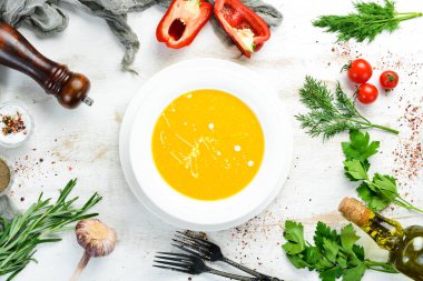 Kremalı mısır çorbası. Üst Manzara. Metnin için boş yer.