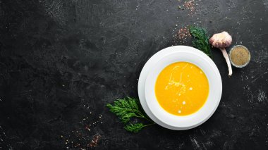 Kremalı mısır çorbası. Üst Manzara. Metnin için boş yer.