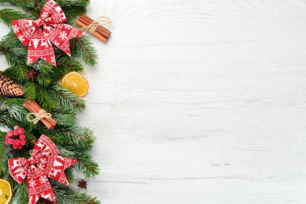 Tarjeta Navidad Cajas Regalo Árbol Navidad Decoraciones Navideñas Sobre Fondo — Foto de Stock