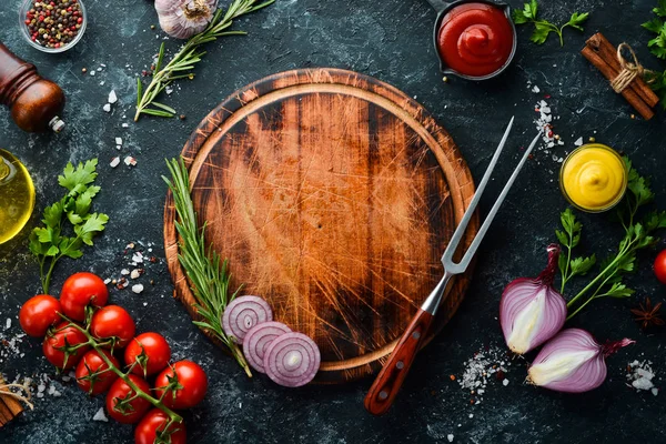 Fondo Cocina Piedra Negra Especias Verduras Vista Superior Espacio Libre — Foto de Stock