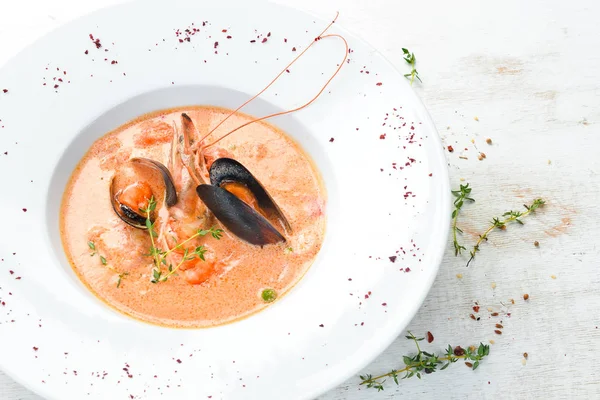 Sup Tomat Krim Untuk Makanan Laut Udang Kerang Cumi Cumi — Stok Foto