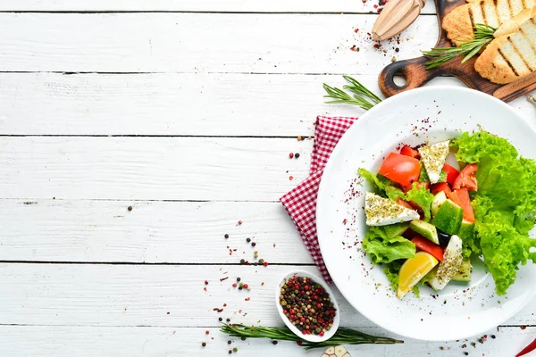 Salat Mit Gemüse Und Feta Käse Gemüsesalat Ansicht Von Oben — Stockfoto