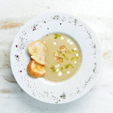 Mantar kremalı çorba. Üst Manzara. Metnin için boş yer.