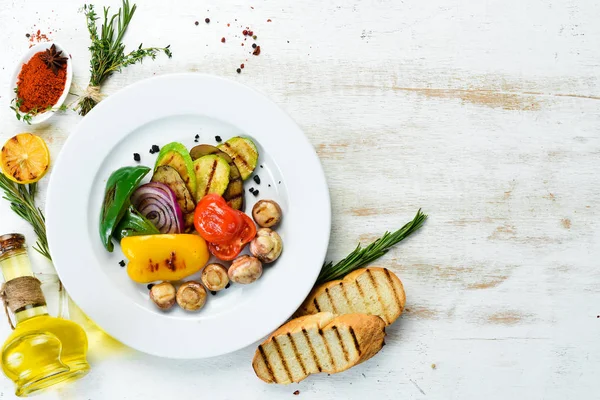 Grilled Vegetables Zucchini Tomatoes Paprika Onion Top View Free Space — Stock Photo, Image