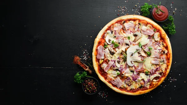 Pizza Italienne Traditionnelle Aux Champignons Bacon Vue Dessus Espace Libre — Photo
