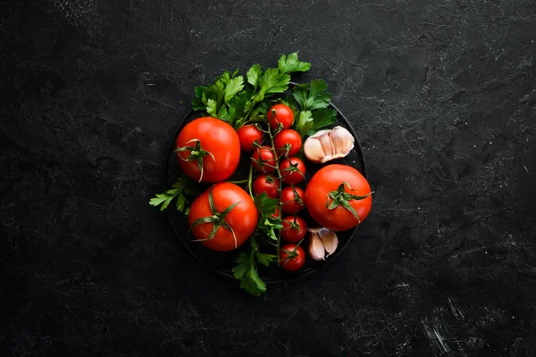 Fresh Red Tomatoes Dark Background Vegetables Top View Free Space — 스톡 사진