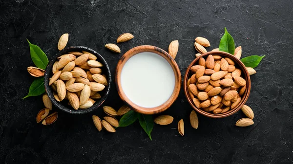 Vegetarian Milk Almonds Almond Milk Top View Free Space Your — Stock Photo, Image