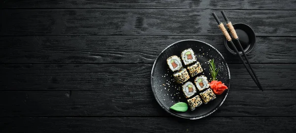 Sushi Rybami Sezamem Wasabi Sushi Morskie Widok Góry — Zdjęcie stockowe