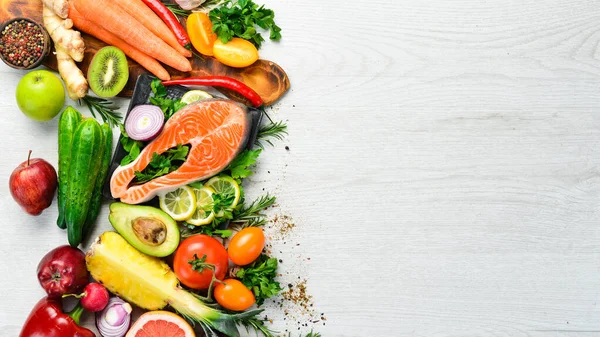 Gesunde Ernährung Fischfleisch Gemüse Und Obst Diätmenü — Stockfoto