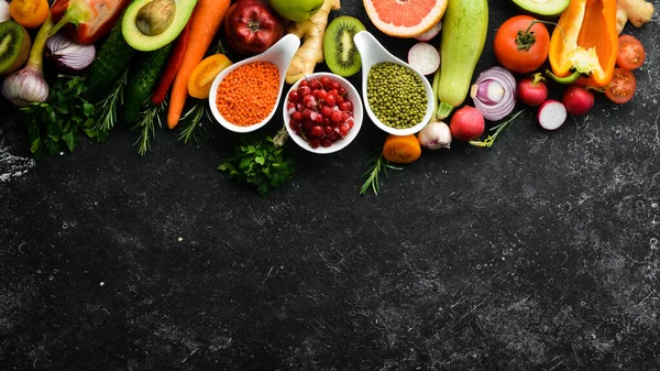 Органічна Їжа Свіжі Овочі Фрукти Квасоля Горіхи Вегетаріанське Меню Вільний — стокове фото