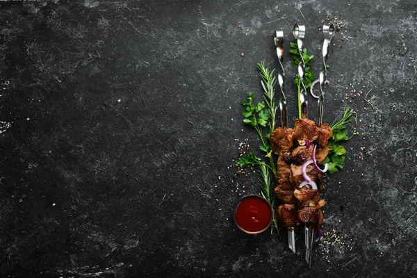 Grilled Veal Skewers Grilled Vegetables Top View Barbecue — Stock Photo, Image