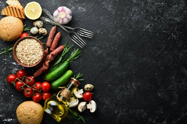 Ingredienti Una Sana Alimentazione Preparazione Colazione Uova Farina Avena Salsicce — Foto Stock