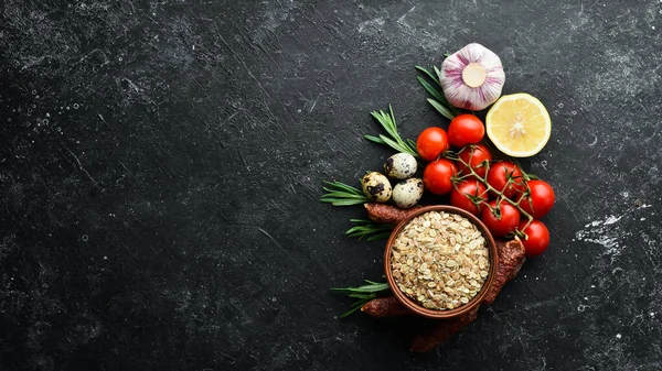 Ingredientes Nutrição Saudável Preparação Para Pequeno Almoço Ovos Aveia Salsichas — Fotografia de Stock