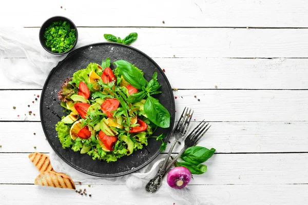 Healthy Food Salad Arugula Avocado Strawberry Orange Top View Free — Stock Photo, Image