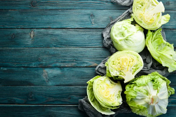 Alface Picada Iceberg Comida Orgânica Verde Saudável Vista Superior Espaço — Fotografia de Stock