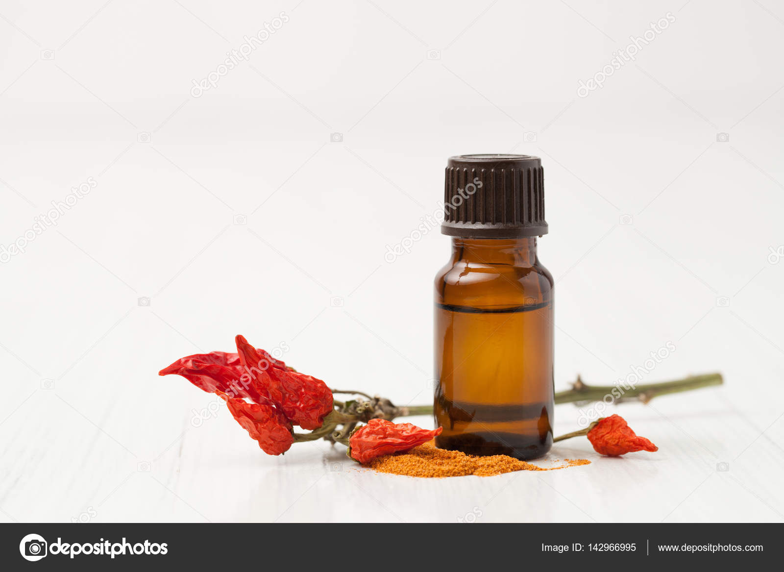 Dry red pepper pods, pepper,pepper oill of recipes of the cosmet ... Cosmet