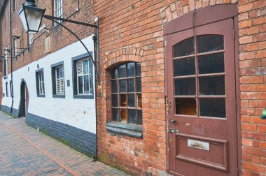 Eski moda, vintage tuğla birmingham Kanallar bir yapıya yerleştirme