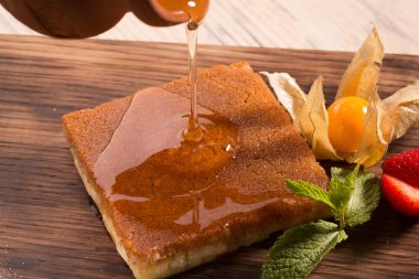 tatlı gelen ince ve kadife peynirli bisküvi. 