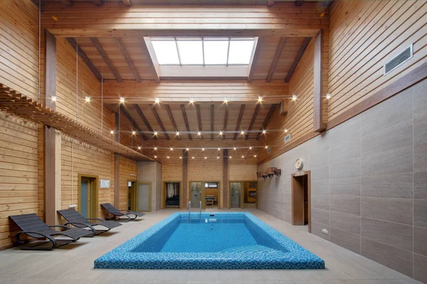 Transparent Water Pool Building Sauna High Wooden Ceilings — Stock Photo, Image