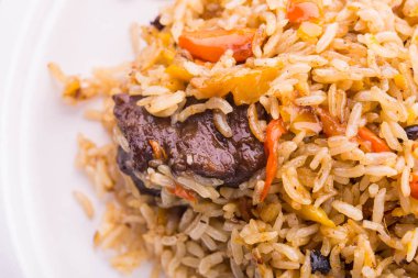 Et pilav adet havuç ve biber ile