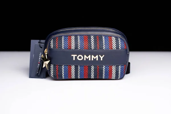 Moscou Rússia 2019 Tommy Hilfiger Crossbeam Handbag Ecocorn Trançado Ecocorn — Fotografia de Stock