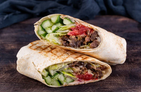 Meat Rolls Lavash Fresh Vegetables Lettuce Leaves — Stock Photo, Image