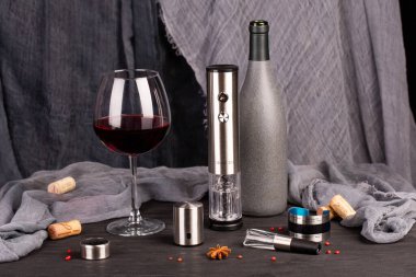 Moskova, Rusya - 01 / 21 / 2019: CIRCLE JOY şirketinin şarap aksesuarları 