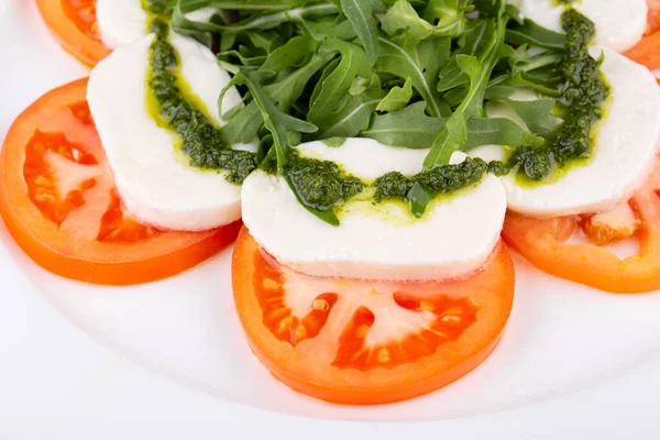 Mozzarella Mit Tomaten Gemüse Und Sauce — Stockfoto