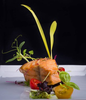 Fırında Balık deniz ürünleri