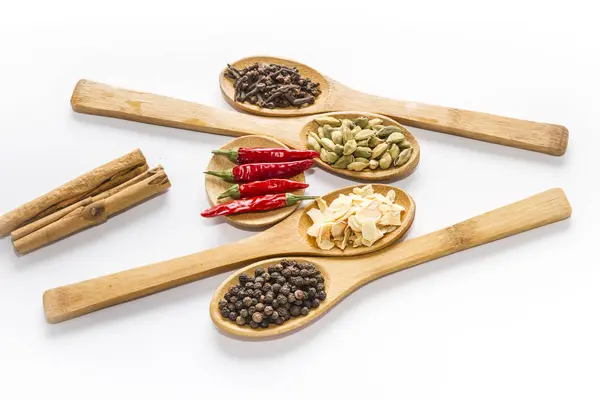 Kryddor för matlagning — Stockfoto