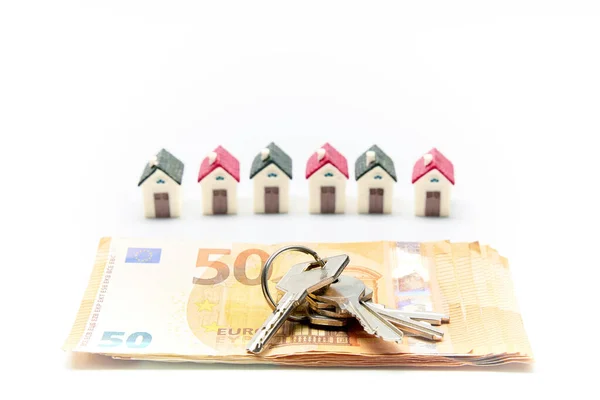 Case Miniatura Con Chiavi Diverse Banconote Euro Concetto Vendita Business — Foto Stock