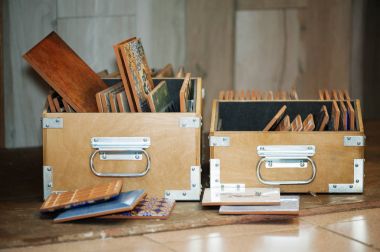 Mutfakta banyoya doku doku döşer ve duvarlar müşteri yerinde kullanılan, yapı tasarım dekor onarmak için kullanılır.