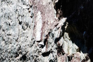 Kayrak, taş yapısını taştan karmaşık rahatladı.