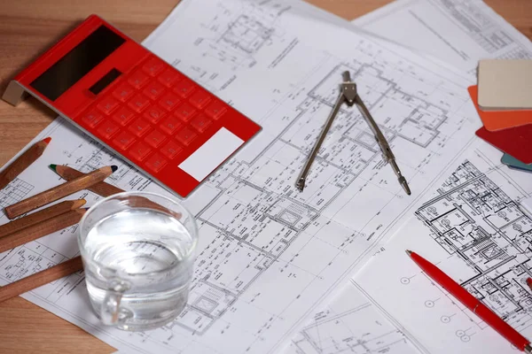 Drawing, selection of materials for the repair of apartments.